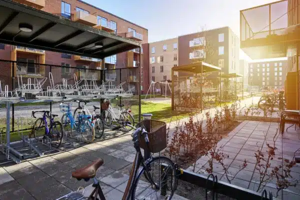 Overdækning til cykelparkering i Gartnerbyen i Odense