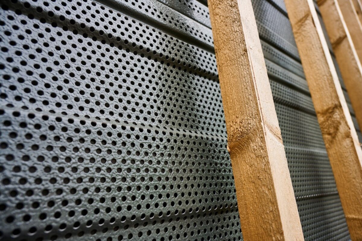 Dobbeltabsorberende støjskærm fra DAV NORDIC